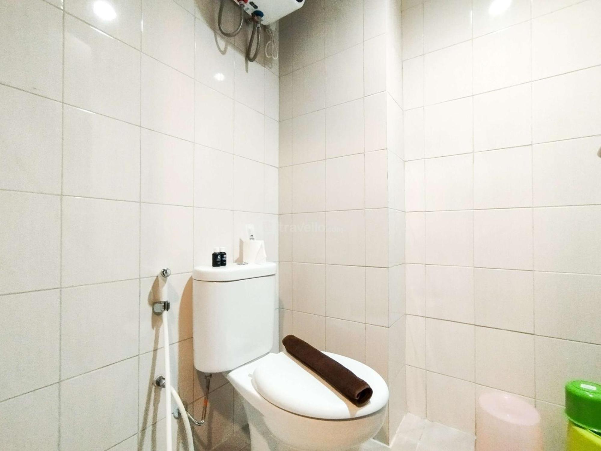 Modern 2br At Mekarwangi Square Cibaduyut By Travelio Apartemen Bandung